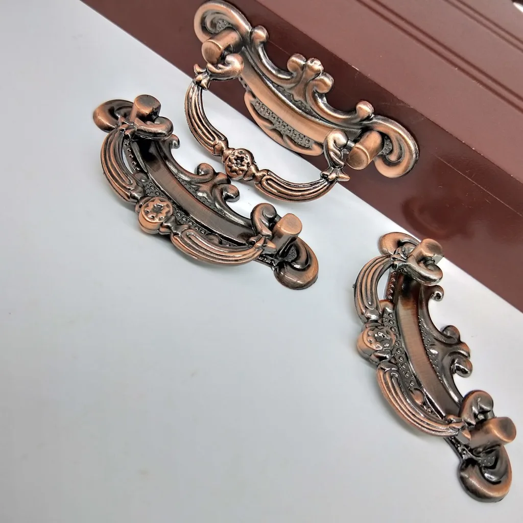 

Ручка из цинкового сплава в европейском стиле с 64 отверстиями красная Античная Медная ручка для ящика шкафа дверная ручка мебельная фурнит...