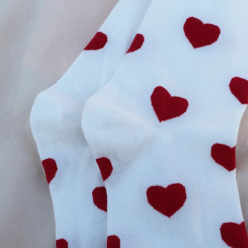 

New Women Socks Cute Love With Heart Cotton Harajuku Vintage Happy Female Dots Heart Socks Calzini Primavera Socks Woman