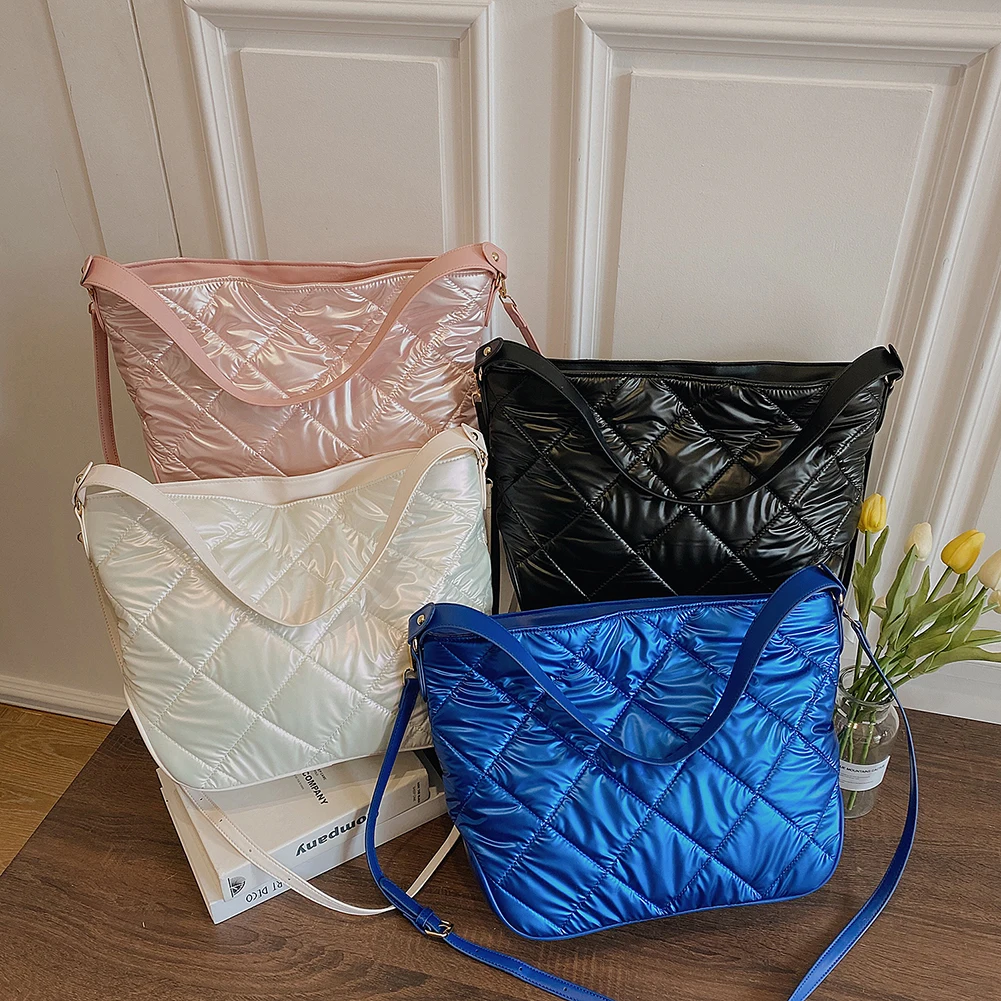 

Female Quilted Padded Armpit Bag Large Capacity Buckle Top-Handle Shoulder Crossbody Bag Leisure Messenger Bag for Women