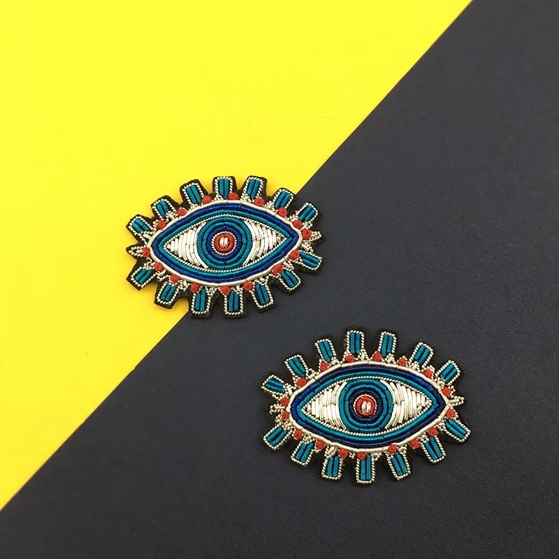 

The new 2021 brooch eyes silk embroidery fashion design decorative hand-stitched France India