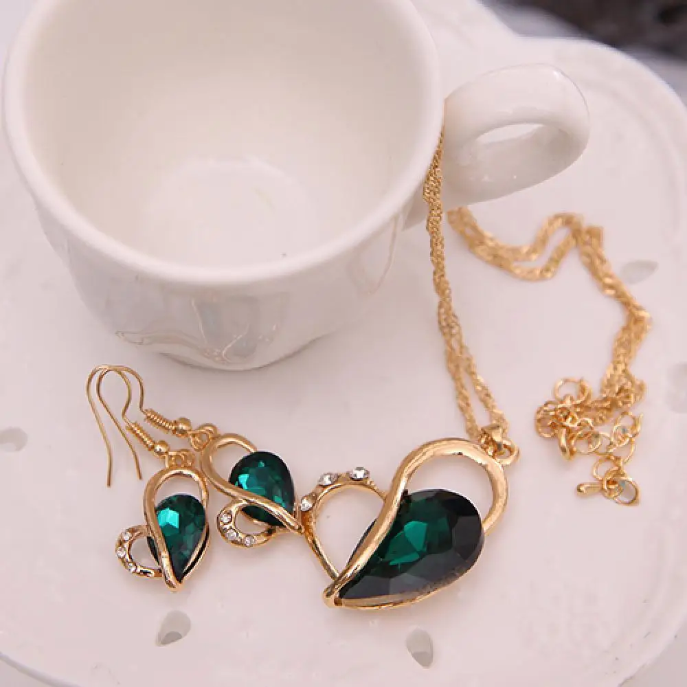 

Women Fashion Love Heart Dangle Earrings Pendant Necklace Jewelry Set Xmas Gift
