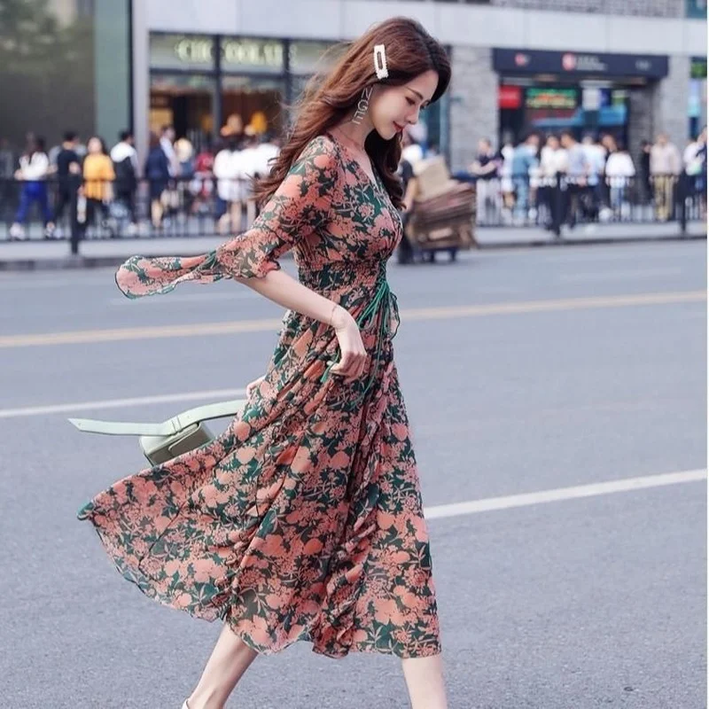

2021 Summer Women Elegant Chiffon Maxi Dresses Floral Print Vestidos Robe Femme Flared Sleeves Boho Beach Long Dress Y803