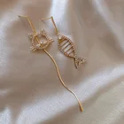 Корейские серьги-гвоздики, модные ювелирные изделия, кошка, маленькая рыба, асимметричные темпераментные серьги для женщин, оптовая продажа