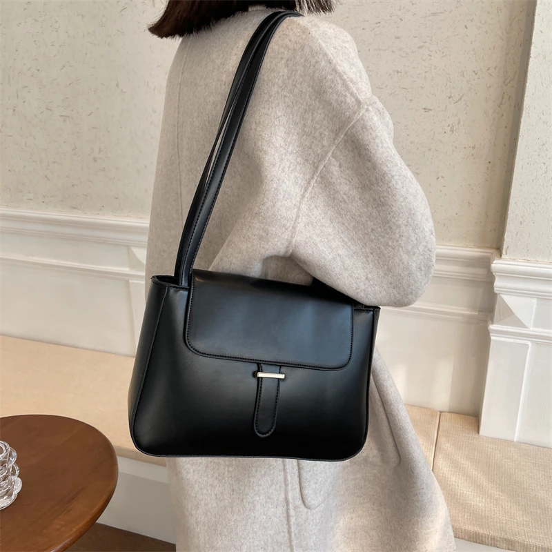 

2021 New Shoulder Bag Retro Messenger Bag Fashion Casual Mobile Phone Bag Ladies Bag Luxury Designer Women Bag Wallet