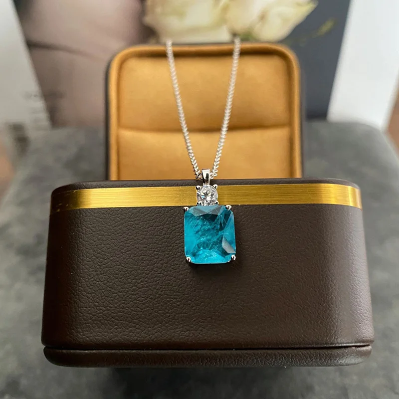 

Knobspin New Charm Paraiba Tourmaline Created Moissanite Gemstone Wedding Party Pendant Necklace Chain Fashion Jewelry Wholesale