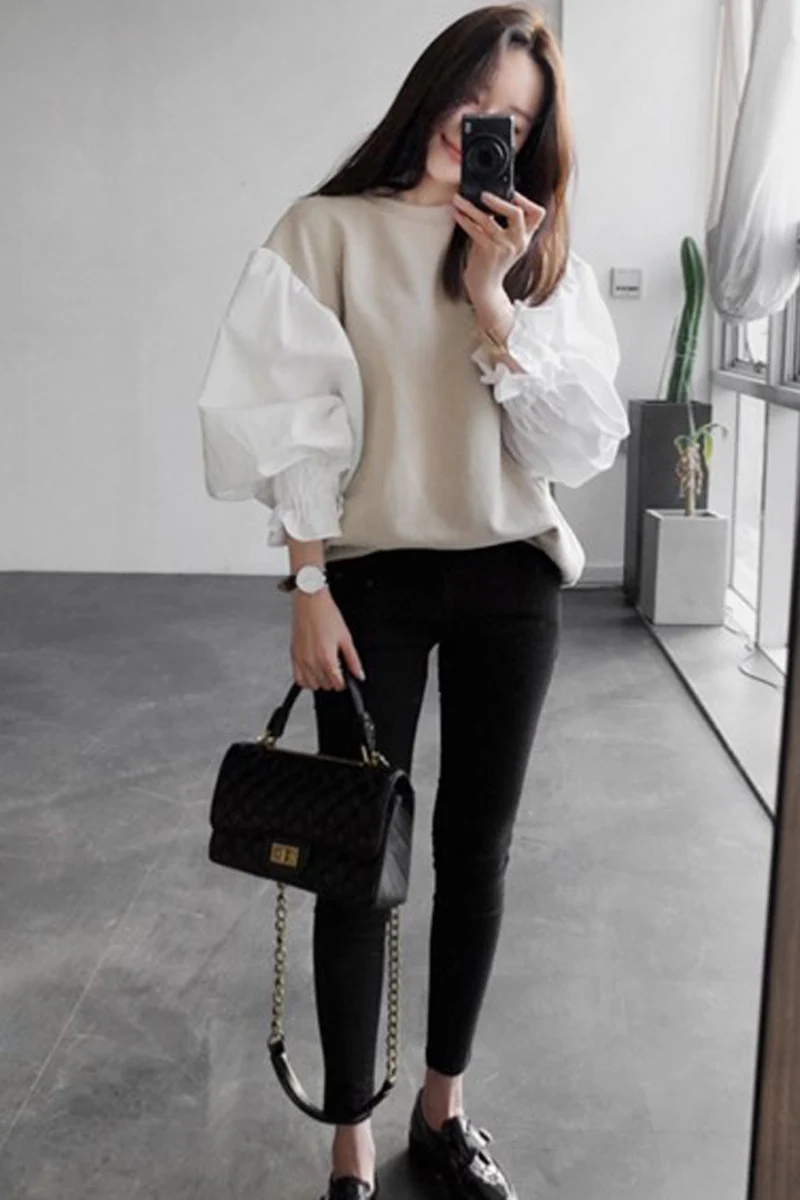 

Korean version of the round neck lantern sleeve shirt women's 2021 spring new splicing loose casual lazy style top
