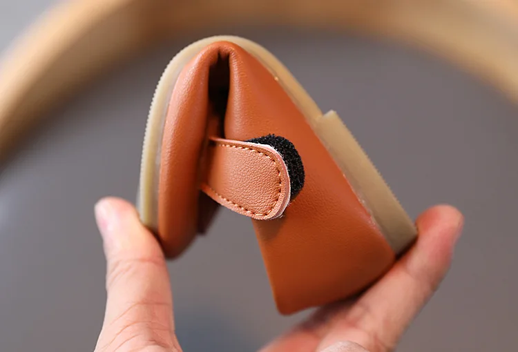 

2021 Spring and Summer New Girls Leather Shoes Female Baby Hollow Breathable Casual Shoes Little Girls Soft Sole Toddler Shoes