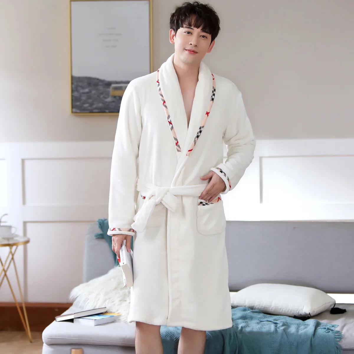 

Men's White Bathrobe Flannel Kimono Long Sleeve Robe Thicken Warm Pajamas Male Gown Bathrobe Men Homewear Masculina Bath Robe