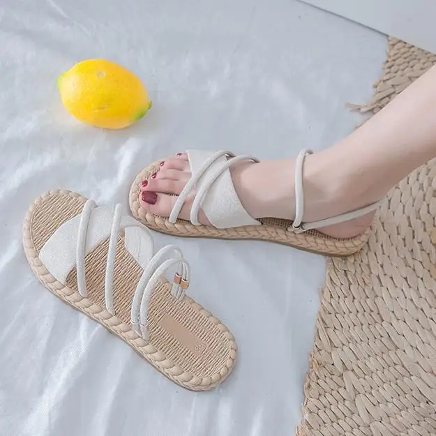 

2021 Summer New Style Outer Wear Sandals Fashion Flip-flop Female Flat-bottom Beach Tow Roman Sandals and Slippers