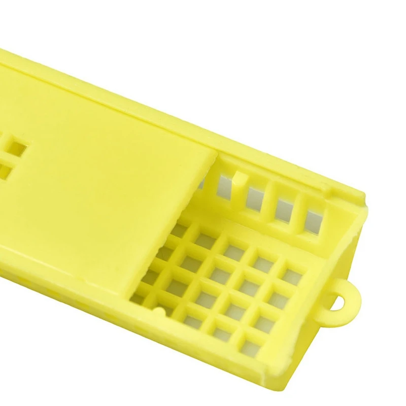 

Beekeeping Cases 20 Pcs/Lot Cage Catcher Plastic Beekeeping Travelling Butler Professional Queen Bee