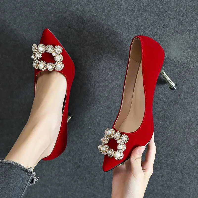 Женские туфли с красной подошвой заостренный носок высокий каблук свадебные