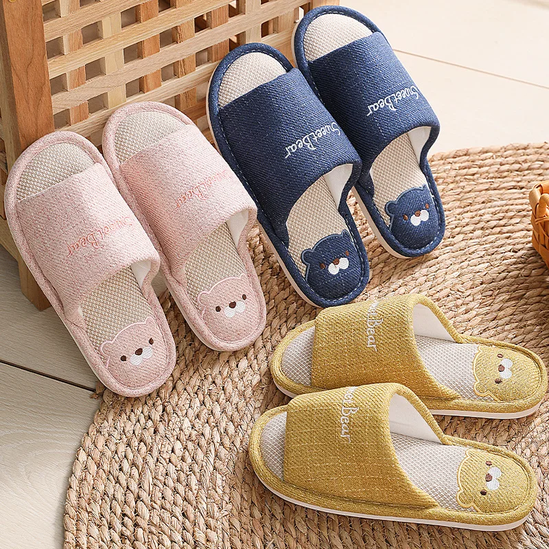  Home Cute Bear Soft Bottom Slipper Cozy Bedroom Warm Shoes New Spring Cotton Slides Comfortable Women Man Indoor Linen Slippers