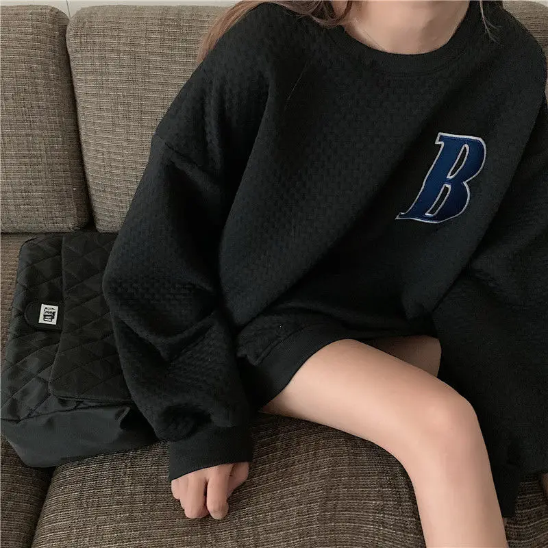 

Свитшот женский свободного кроя, уютный Модный Универсальный уличный свитшот в стиле пэчворк, с круглым вырезом, в Корейском стиле, для студ...