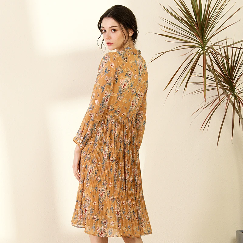 

spring summer dress women dress 2020 new spring fashion vintage elegant chiffon almond print pleated dress mid-long ladies dress