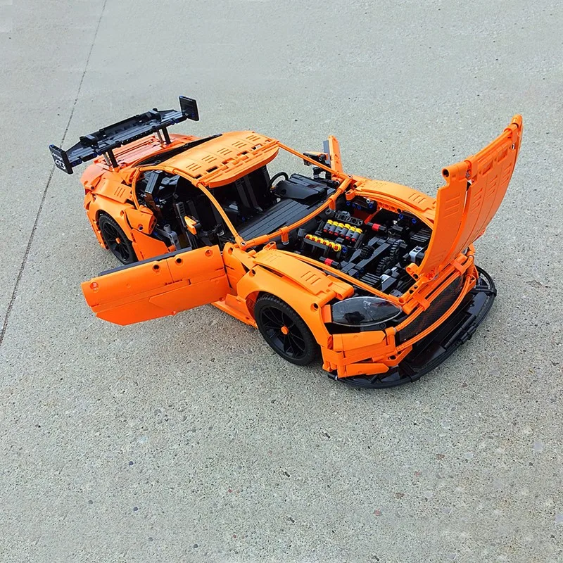 

MOC-8780 Aston Martin GT3 lepinings