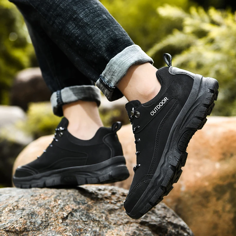 2021 Wading Shoes Men's Non-Slip Hiking Climbing Water Sports Shoes Beach Barefoot Surfing Shoes Outdoor River Upstream Shoe Man