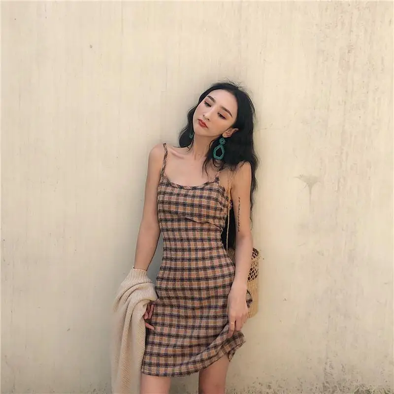 

2021 Summer New FashionFrench Bellflower Literary Retro Sling Plaid Skirt Super Fairy Grid Women Dress