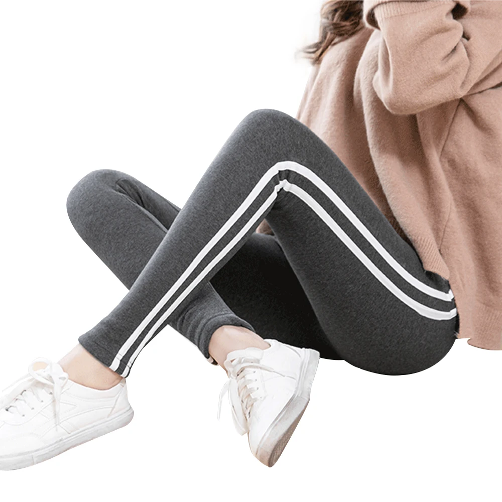 Серая Повседневная полосатая Спортивная одежда для тренировок женщин