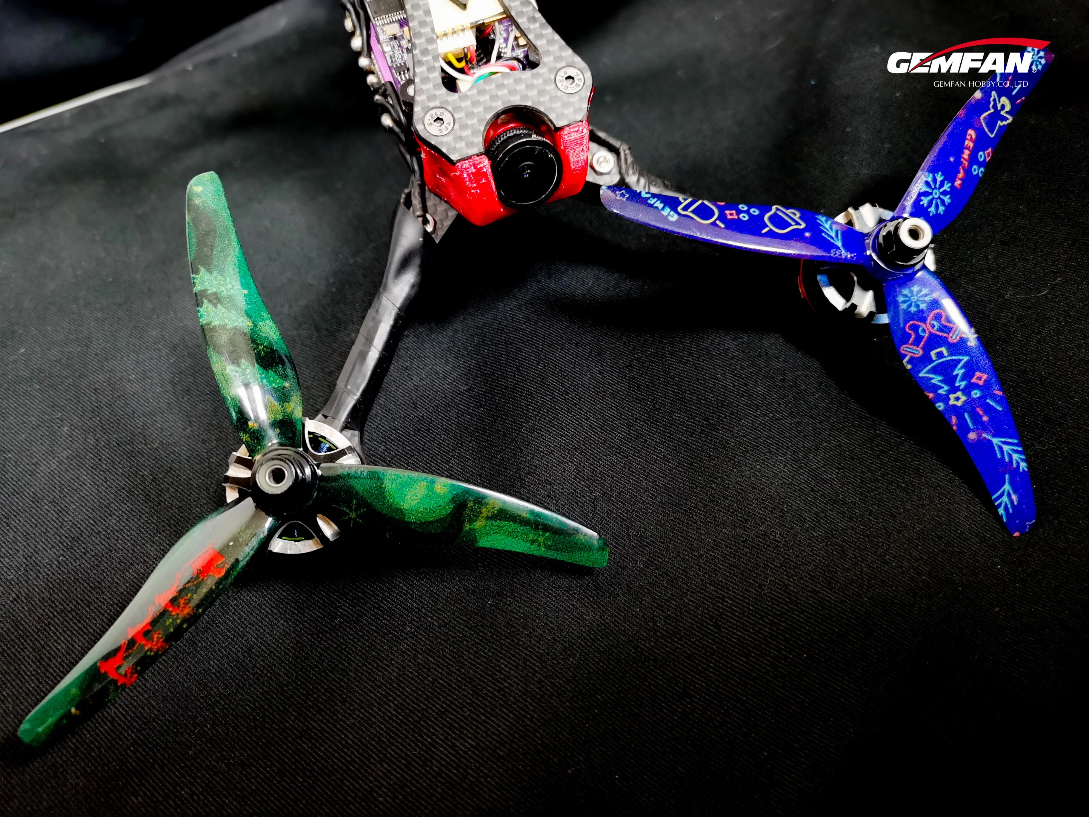 Gemfan Santa Xmas LTD Prop 51433 5.1X4.33X3 3-Blade Limited PC Propeller for RC FPV Racing Freestyle 5inch Drones - купить по