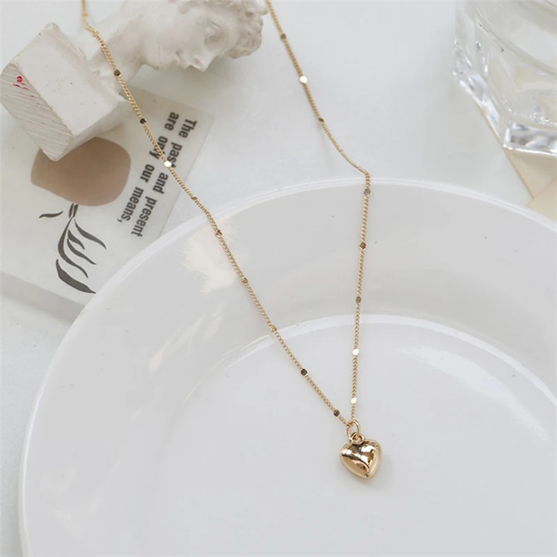 

Love necklace female new retro clavicle chain temperament choker