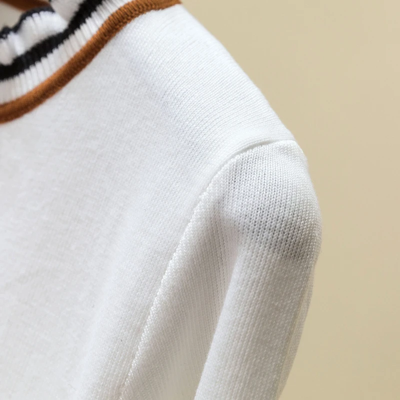 Водолазка женская с оборками длинным рукавом в Корейском стиле Осень-зима