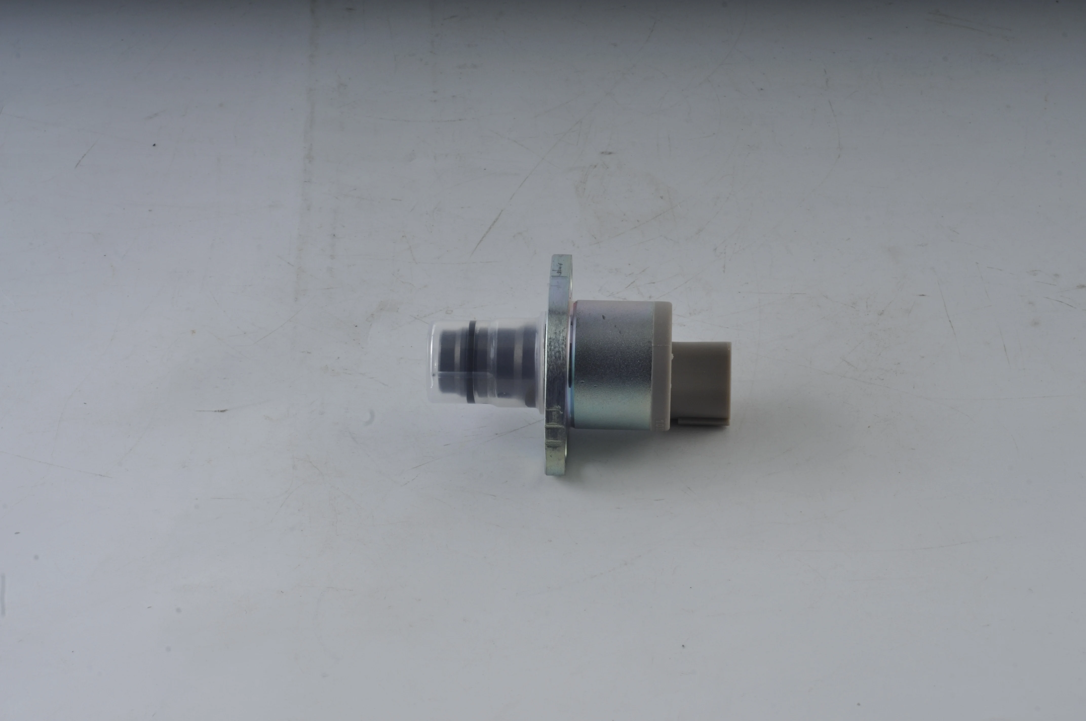 

High Pressure Fuel Pump Regulator Suction Control SCV Valve For Toyota Avensis RAV 4 RAV4 Verso 2.0 2.2 D-4D D4D 294200-0300