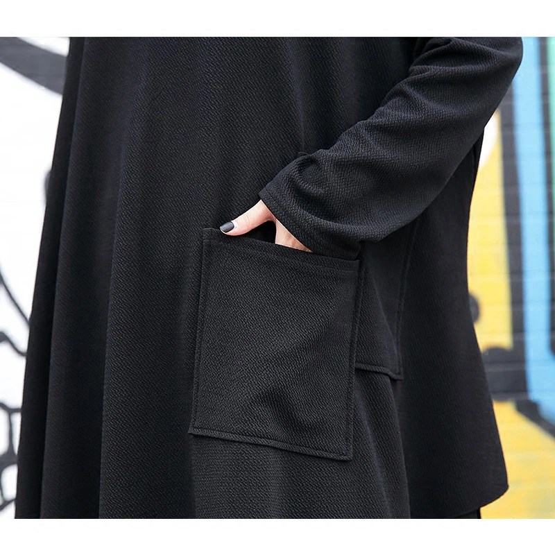 

[EAM] Women Black Irregular Oversized Long Casual T-shirt New Round Neck Long Sleeve Fashion Tide Spring Autumn 2021 1DE1065