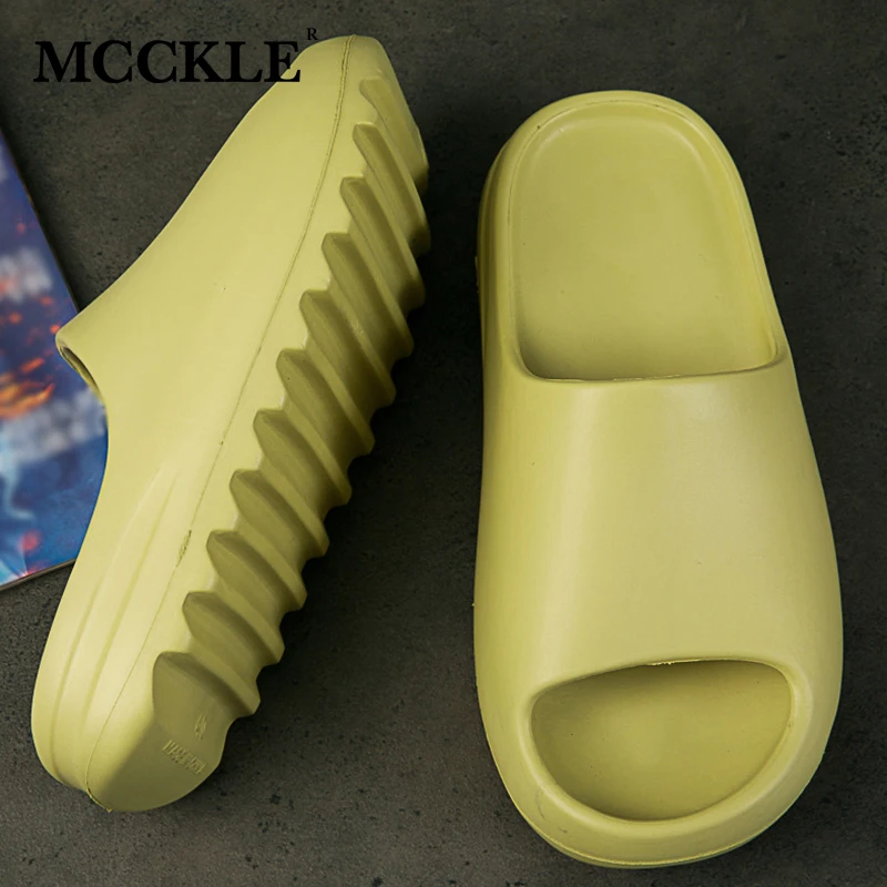 

Thicken Slippers Women Couple Slides Female Solid Color Home Outdoor Shoes Serrated Edge Sandals Ladies Summer Plus Size