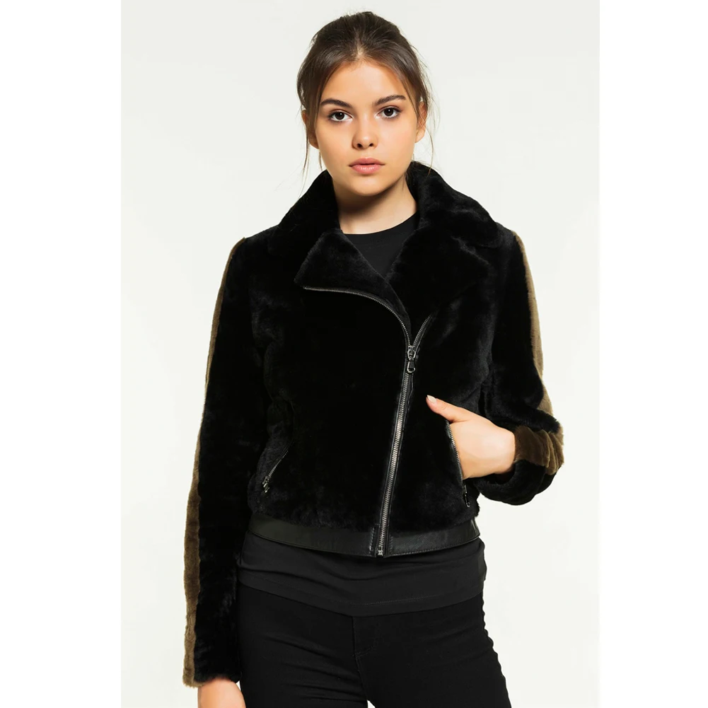 2019 New Womens Black Shearling Jacket Turkey Wool Coat Short Fur Jacket Womens Winter Coats