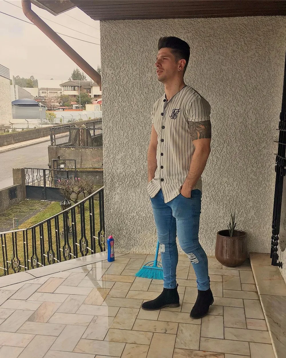 Мужская футболка в полоску стиле хип-хоп