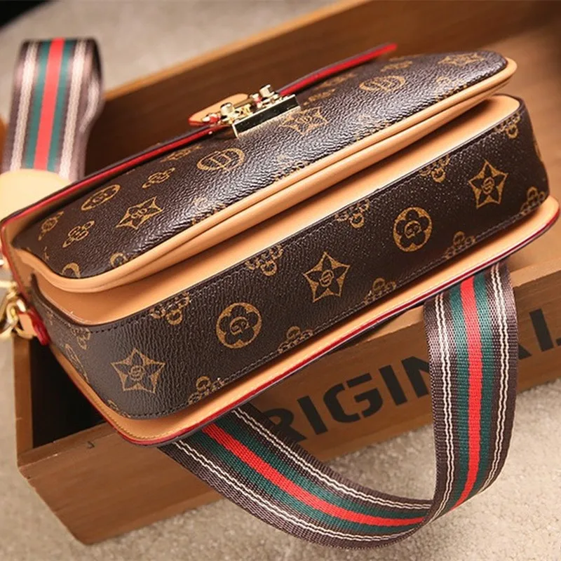 

Real Cowhide 2021 New Fashion Printed Flip Cover Casual Versatile Wide Shoulder Strap One-shoulder Messenger Bag Bags for Women