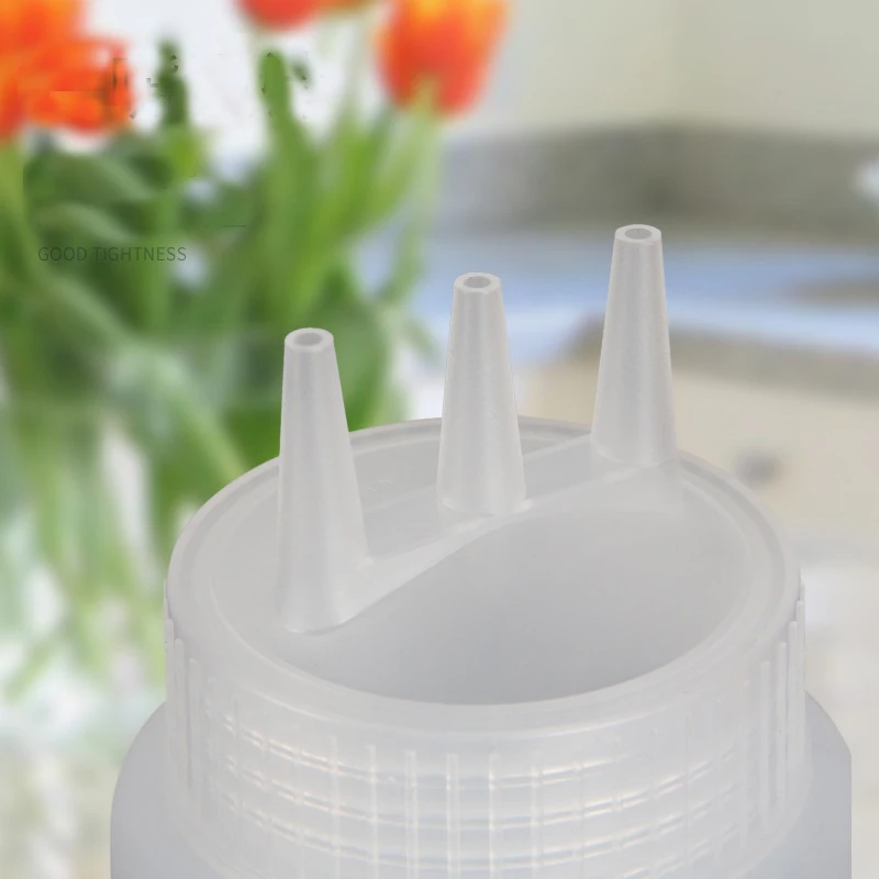 

Squeeze Squirt Condiment Bottles with Twist On Cap Lids Ketchup Mustard Mayo Hot Sauces Olive Oil Bottles Kitchen Gadget White