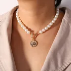 Ожерелье LETAPI женское, длинная цепочка с кулоном в виде банта, колье из искусственного жемчуга, монета золотого цвета