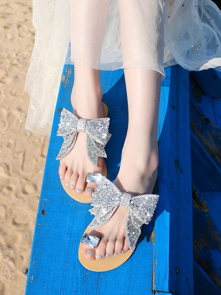 

The new summer style web celebrity is the same as the handmade diamond oversized bowtie with versatile toe set flat