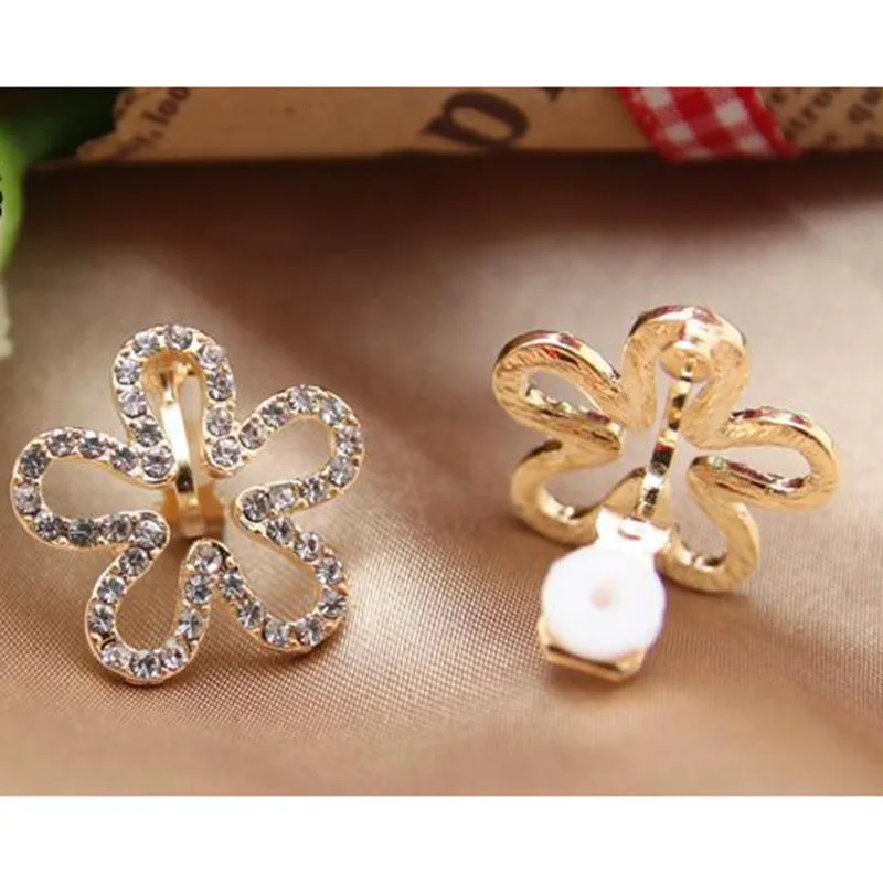 

JIOFREE Korea Style Five petals Shape Rhinestone Clip on Earrings Without Piercing for Girls Party Cute Lovely No Hole Ear Clip