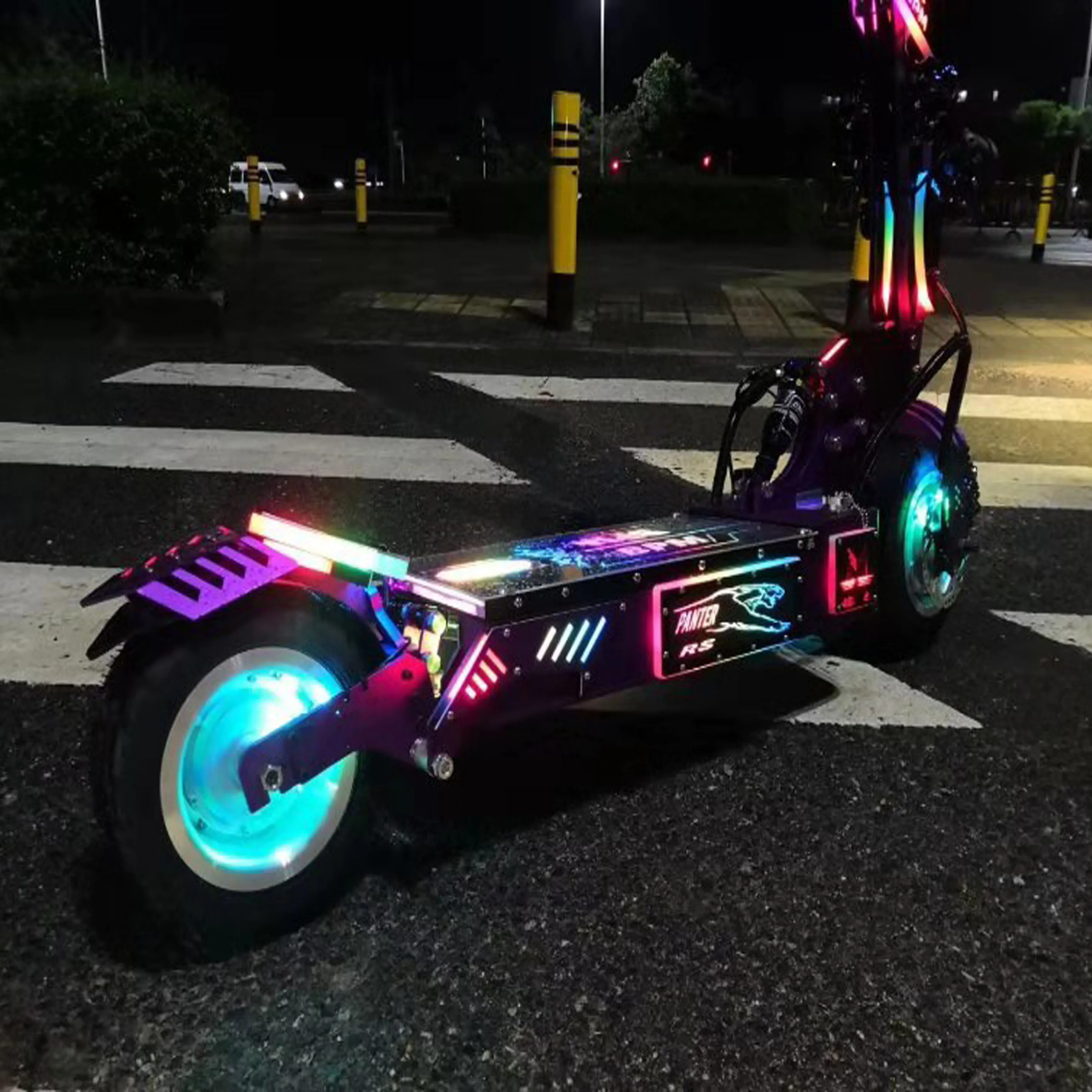 KWHEEL по индивидуальному заказу скутер светодиодное напольное 60V 35Ah Электрический скутер