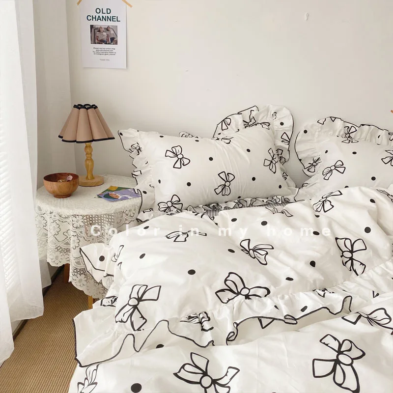 

Girl Heart Bowknot Princess Wind Bed Skirt Four-piece Set, Fairy Line Cotton Quilt Cover Three-piece Bedding