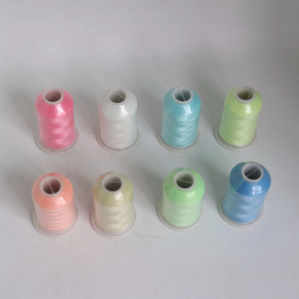 2020 1000m per spool светится в темноте Thread полиэстер вышивка нить для шитья 150D/2