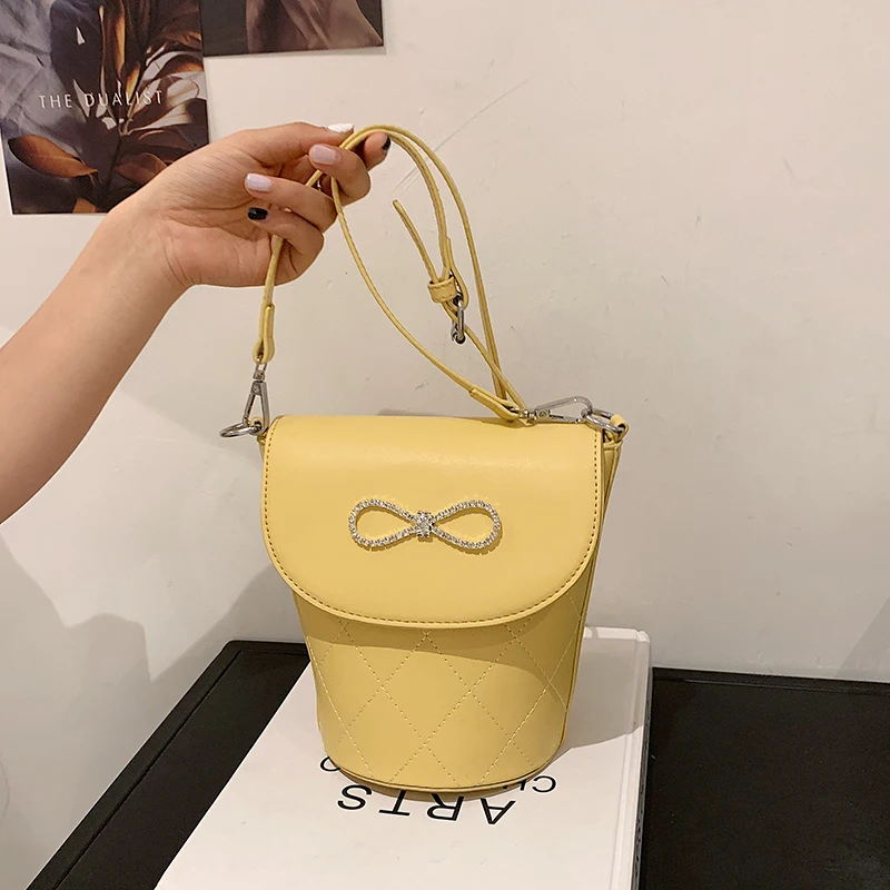 

Solid Diamond PU Leather Bow Women's Bucket Shoulder Messenger Bag Designer Crossbody Bags Sac Femme Purses And Handbags Bolsos