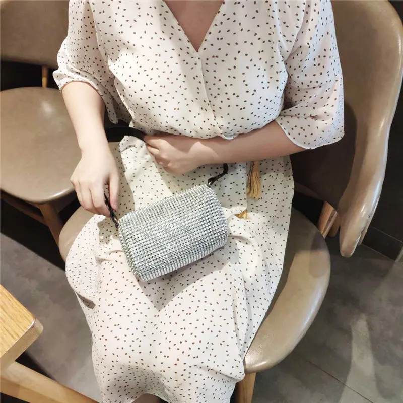 

2021 New Arrivals Women's Shoulder Bags PU Leather Diamonds Female Design Versatile Women Casual Baguette Bags