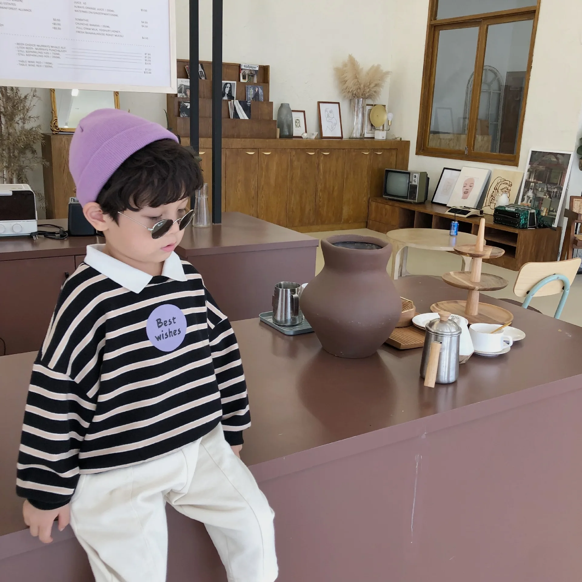 Модные пуловеры в полоску с буквенным принтом для мальчиков на раннюю осень