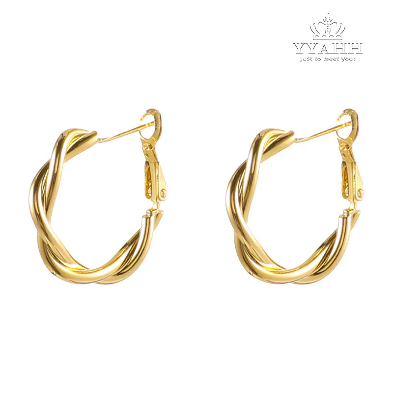 

European and American Fashion Geometric Twist Earrings Net Red Simple Metal Earrings Personality Trend Versatile Earrings