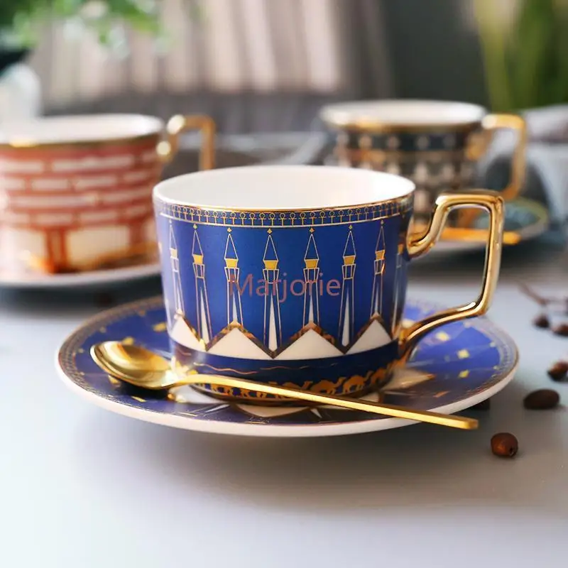 

Cups & Saucers European Style Coffee Cup Colorful Ceramic Saucer Spoon Set British Light LuxuryTazas Afternoon Tea Ware