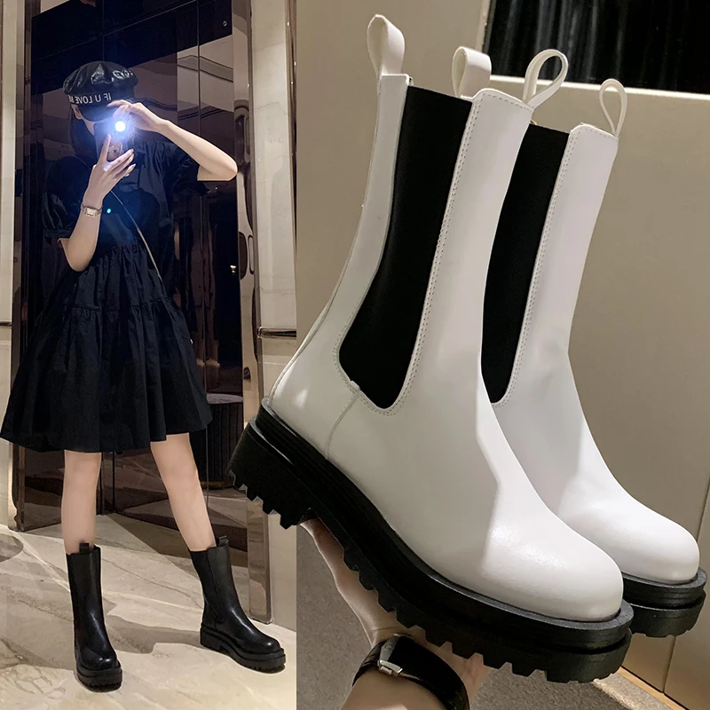 

Black Platform women's boots Leather Sole Chelsea Boots Women British style Round Toe Flat Short Boots Woman Casual Motorcycle