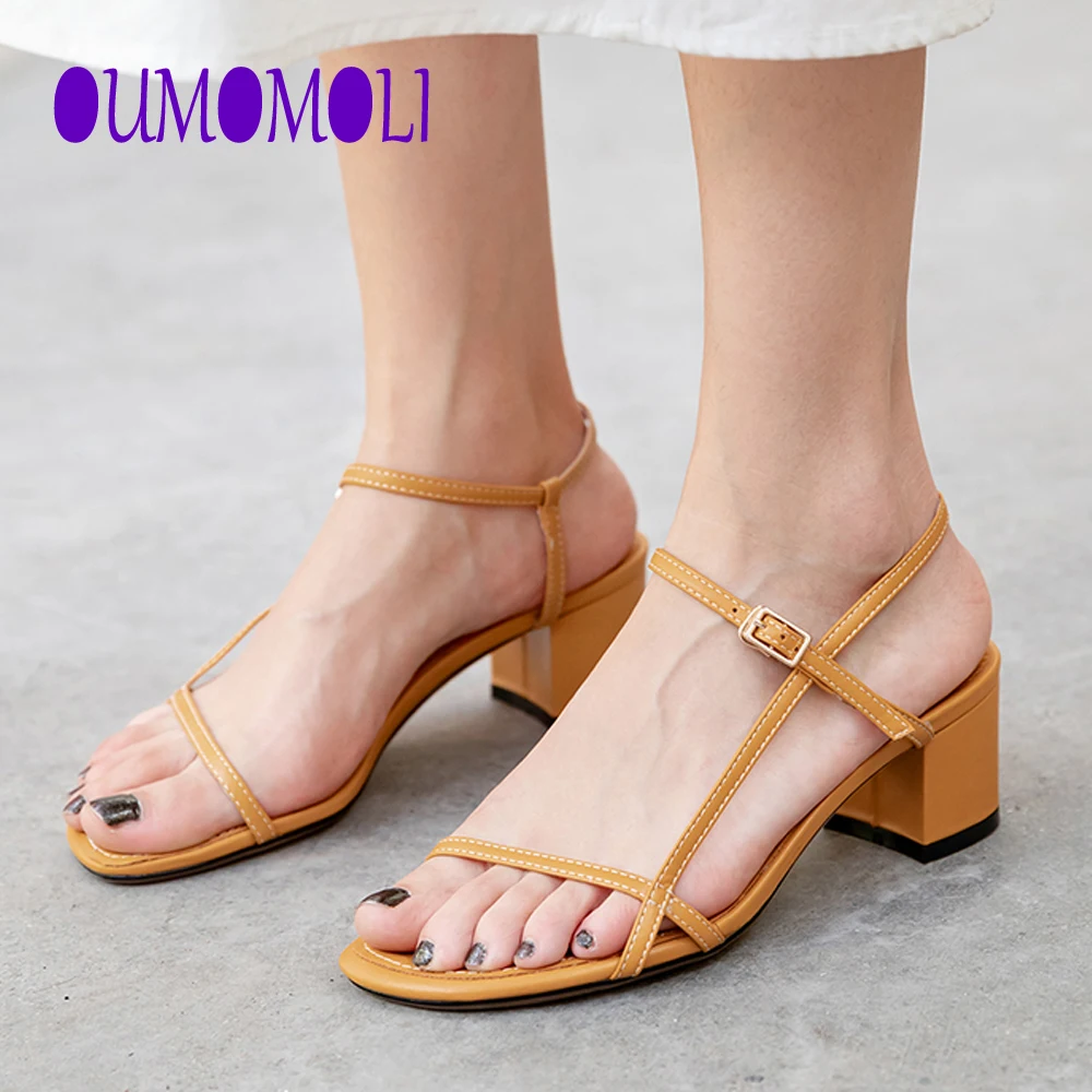 

2021 Fashion Square Heel Shallow Cowhide Narrow Band Personality Thin High Heels Sandals Women New Spring Summer Tide Q339