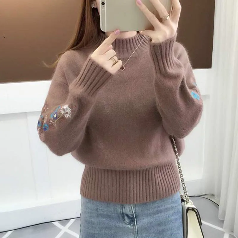 2021 New Fall Winter Women's Embroidery Sweaters Brown Jumper Woman Elasticity Pullover Turtleneck White Knitted Sweater Femme