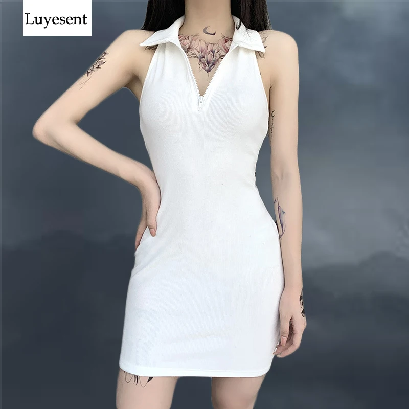 Черно белое женское облегающее мини платье 2020 готическое эластичное без рукавов