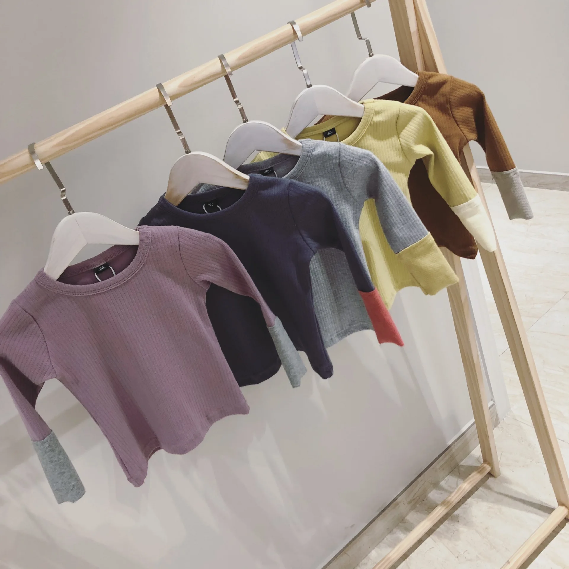 Весенний спортивный костюм для детей пижамный комплект в рубчик маленьких