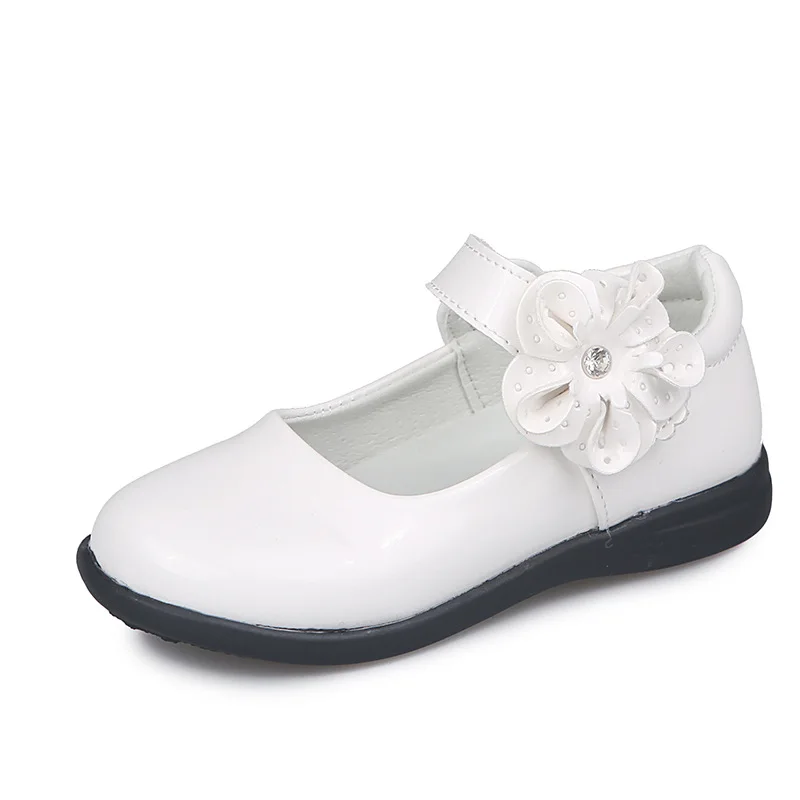 

Girls shoes spring and autumn 2019 new Korean version the little girl leather princess shoes in the big black performance shoes