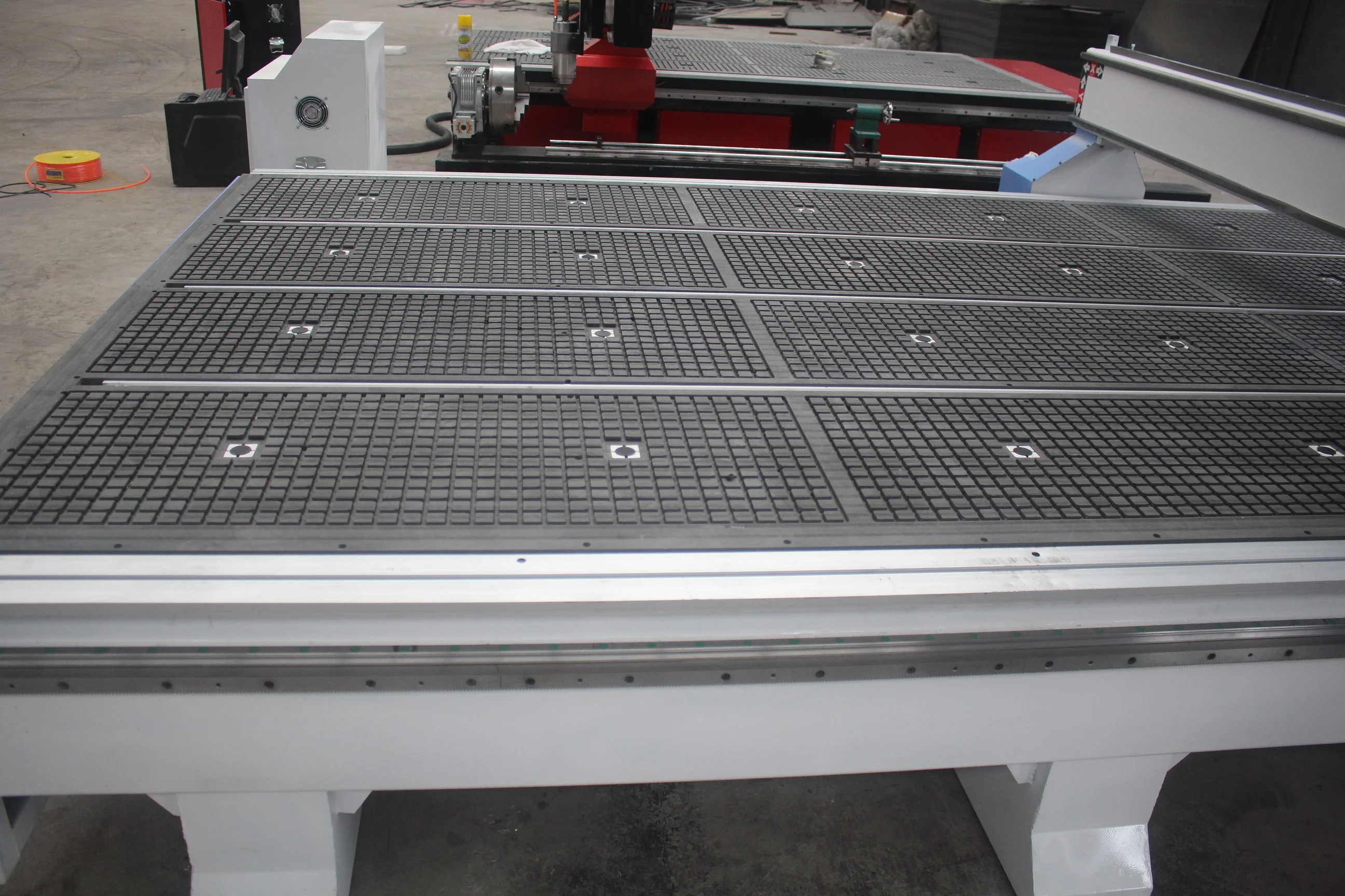 Большой фрезерный станок с ЧПУ 2040 2*4 м|Фрезы по дереву| |